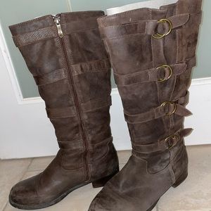 Two Lips Dark Brown Leather boots